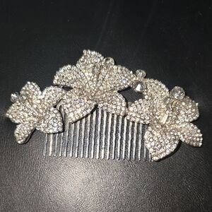 Elegant Crystal Floral Hair Comb